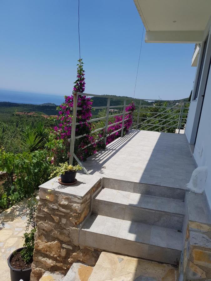 Vila Tatjana Guest House Vuno Eksteriør bilde