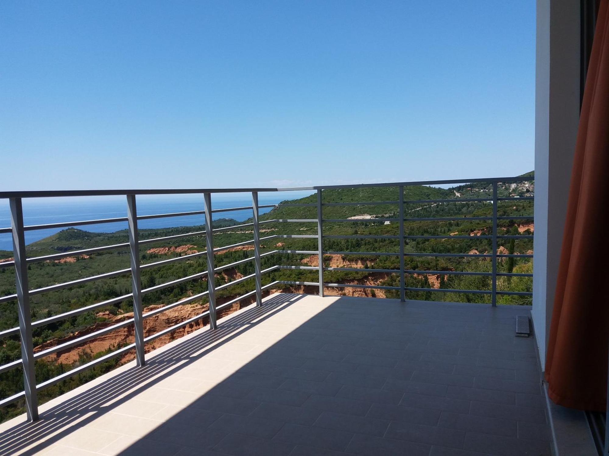 Vila Tatjana Guest House Vuno Eksteriør bilde