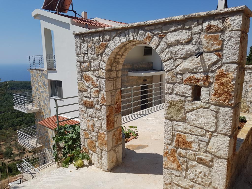 Vila Tatjana Guest House Vuno Eksteriør bilde
